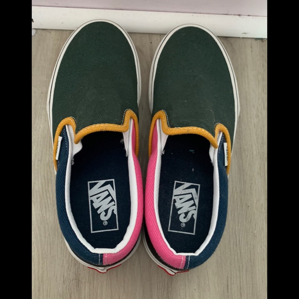 Vans - Picture 7 of 8
